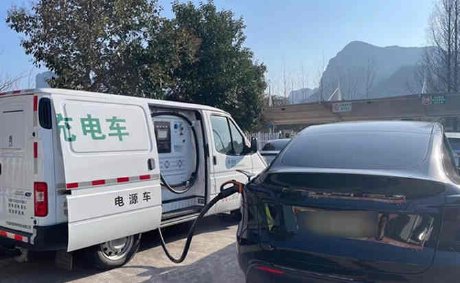 桦甸汽车搭电