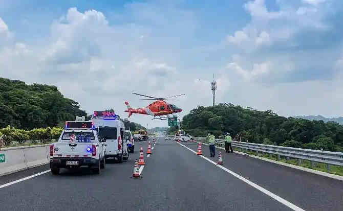 桦甸高速公路汽车救援案例